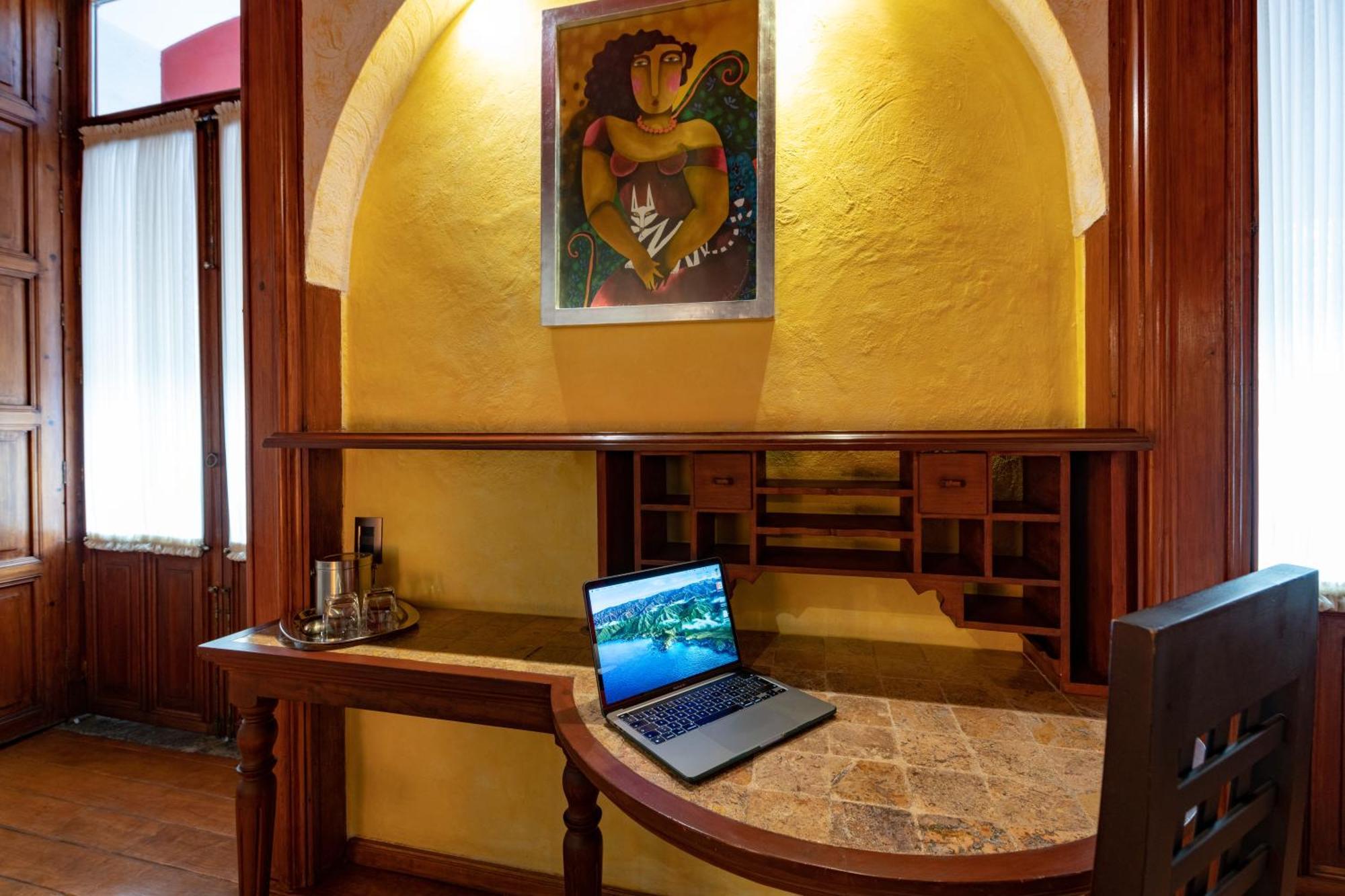 Hotel Boutique Casona De La China Poblana - Adults Only ปวยบลา ภายนอก รูปภาพ